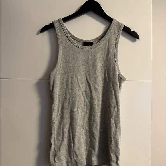 H&M Ribbed Tank - Picture 1 of 2